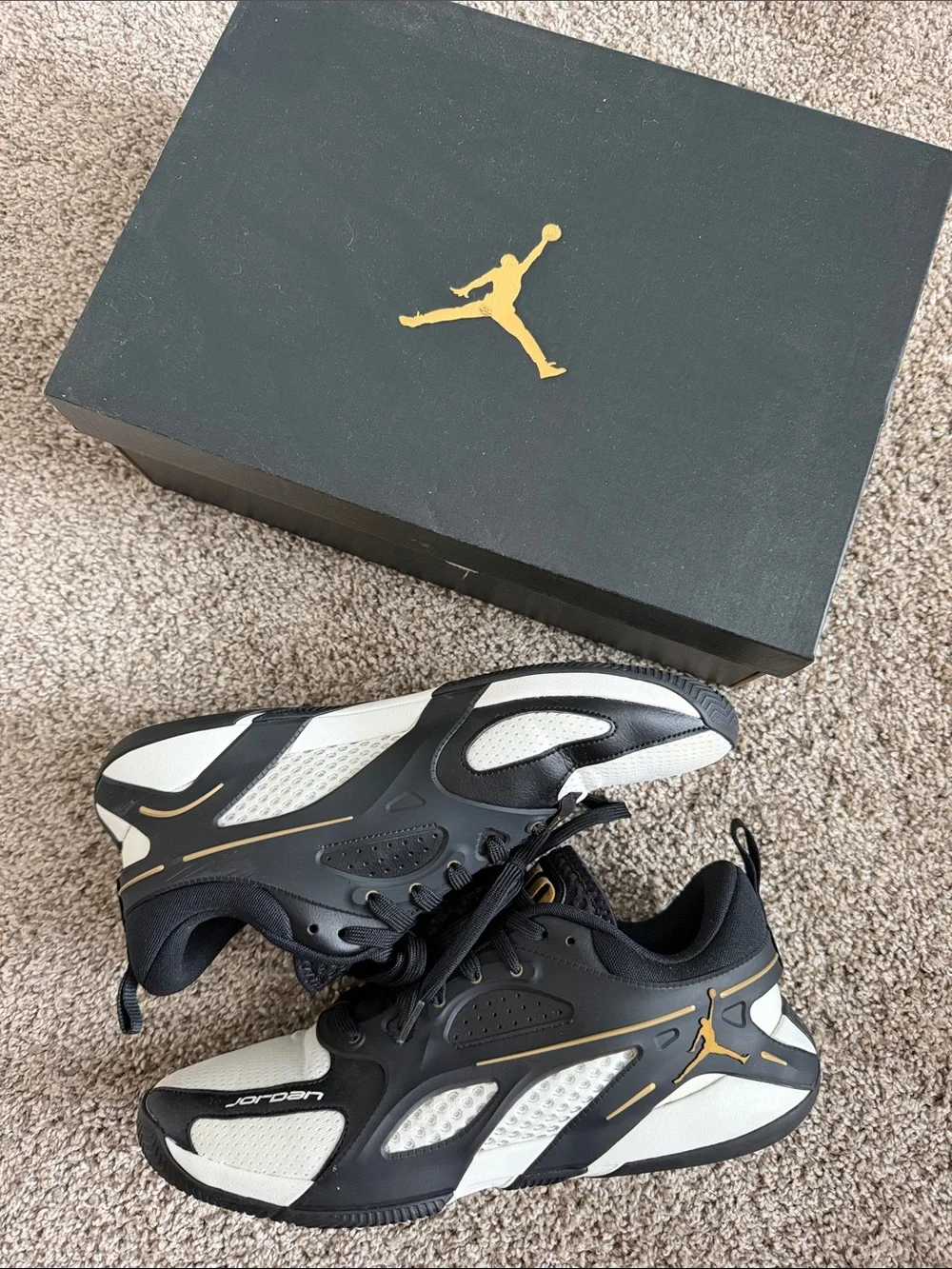 Jordan Men's Black, White & Gold Low-Top Sneakers - Picture 2 of 3